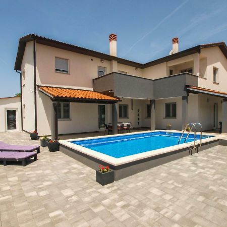4 Stars Apartments-Pikula Fažana Dış mekan fotoğraf