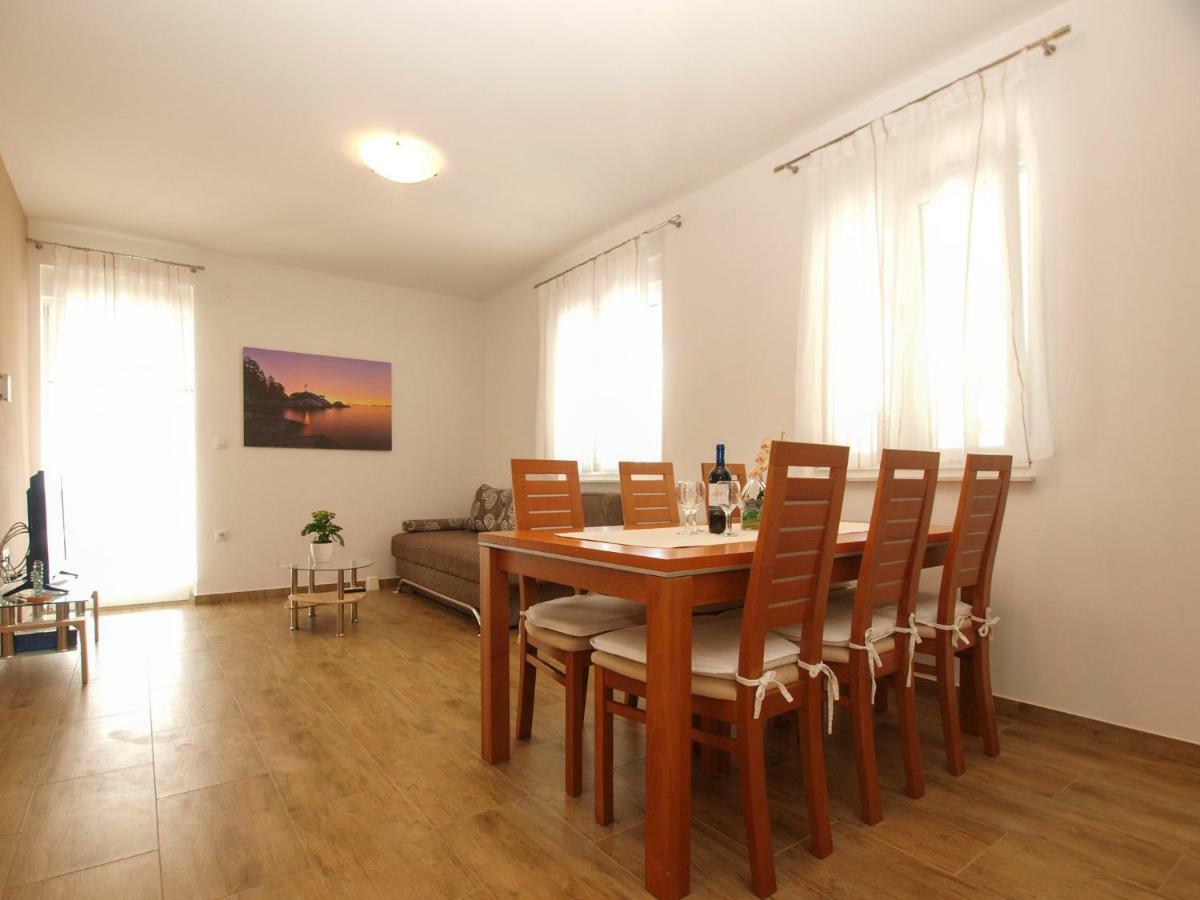 4 Stars Apartments-Pikula Fažana Dış mekan fotoğraf