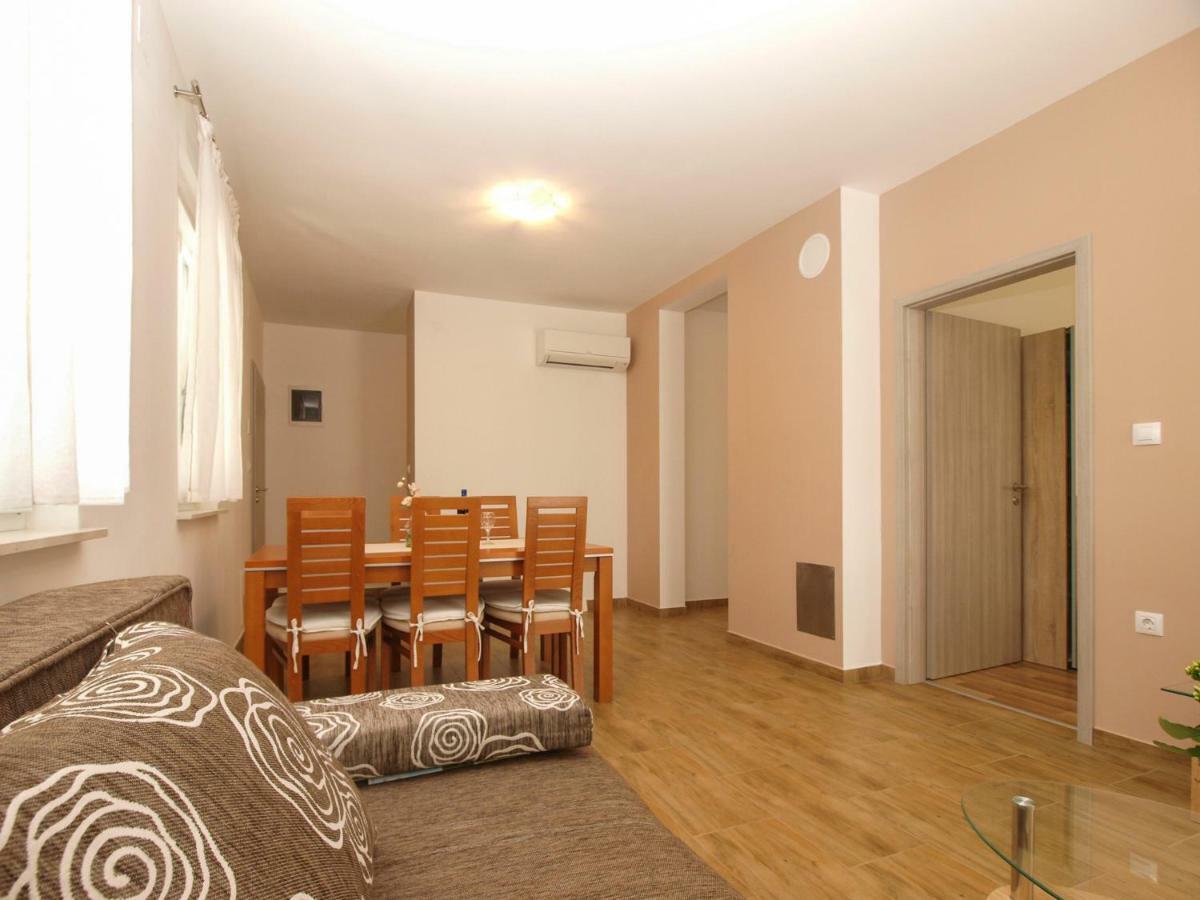 4 Stars Apartments-Pikula Fažana Dış mekan fotoğraf