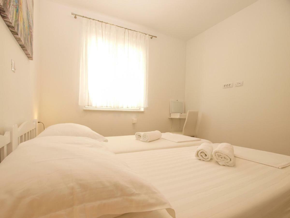 4 Stars Apartments-Pikula Fažana Dış mekan fotoğraf