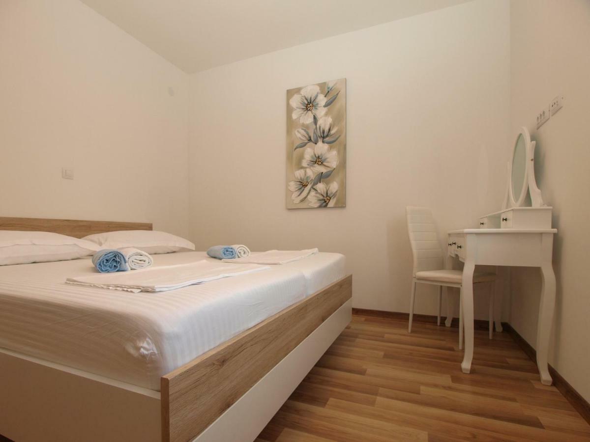 4 Stars Apartments-Pikula Fažana Dış mekan fotoğraf