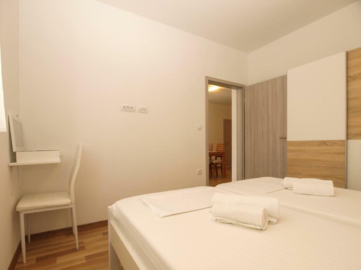 4 Stars Apartments-Pikula Fažana Dış mekan fotoğraf