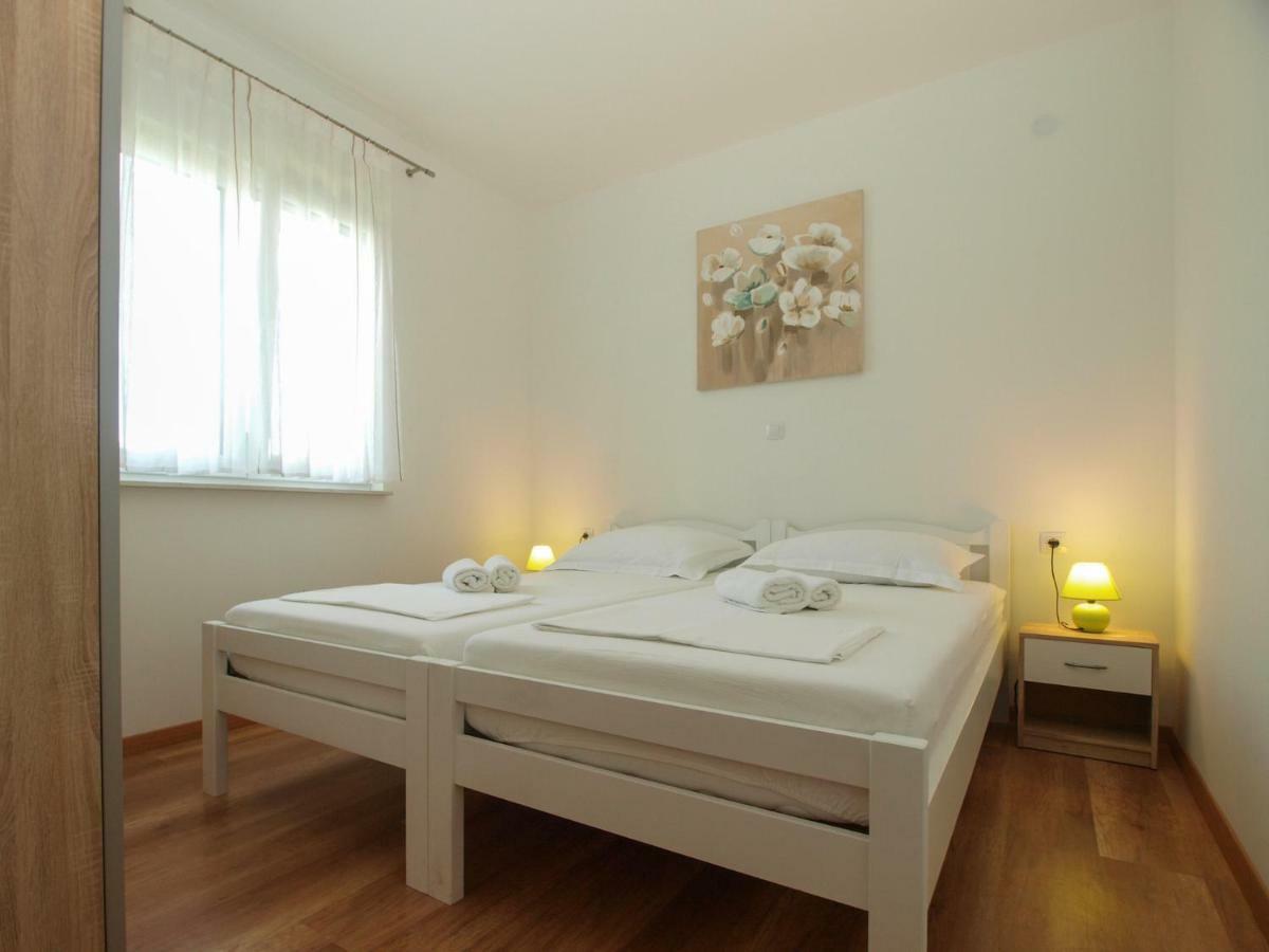4 Stars Apartments-Pikula Fažana Dış mekan fotoğraf
