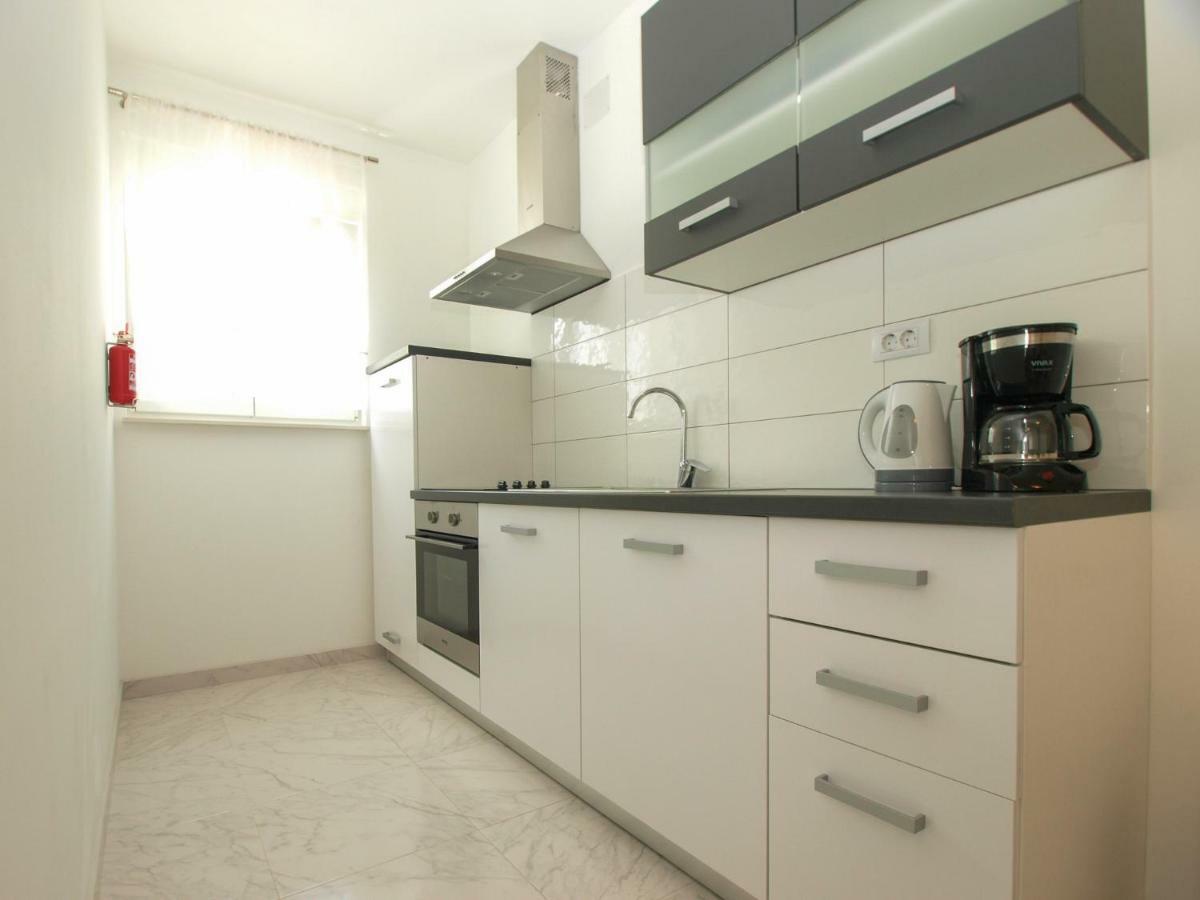 4 Stars Apartments-Pikula Fažana Dış mekan fotoğraf