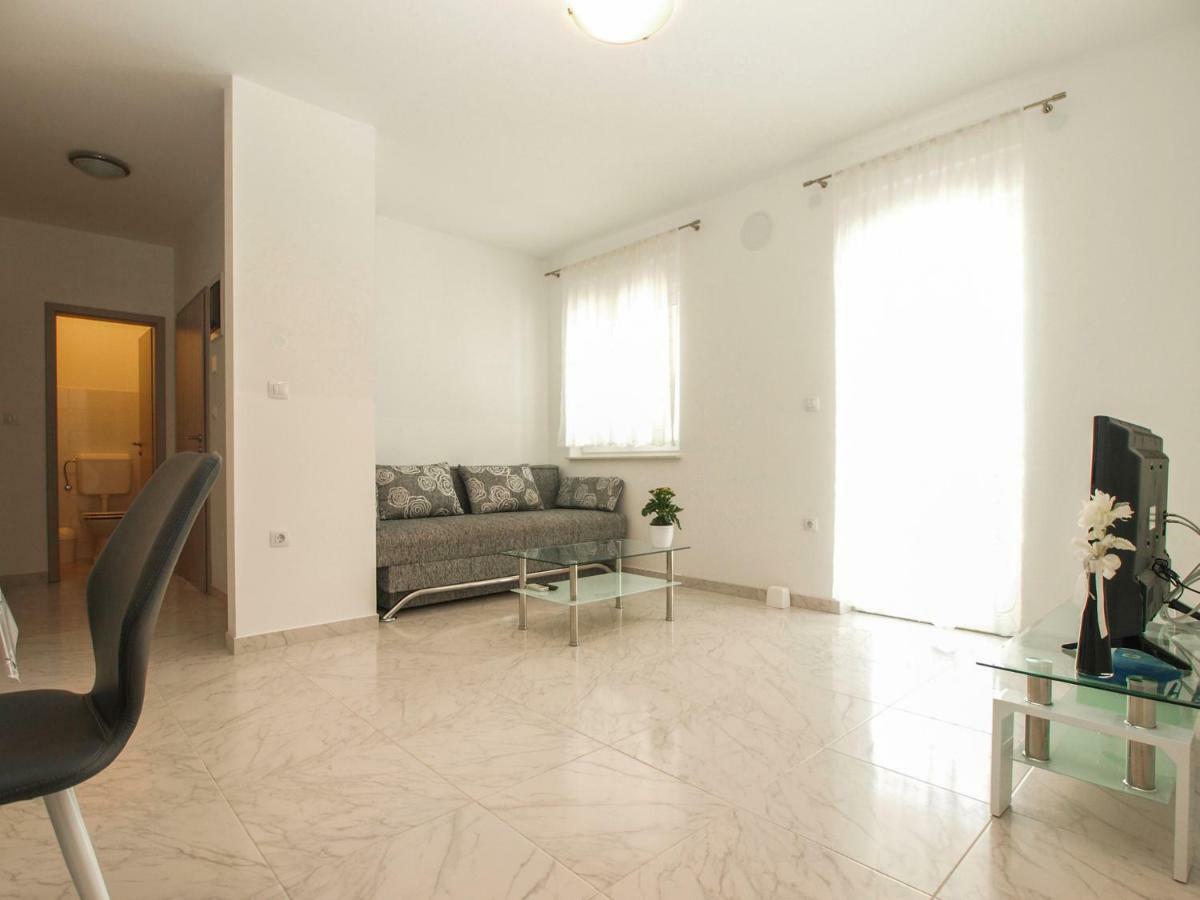 4 Stars Apartments-Pikula Fažana Dış mekan fotoğraf