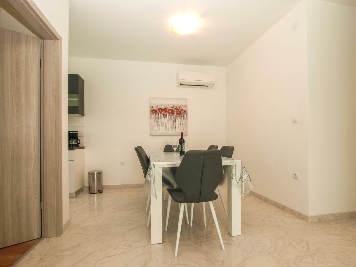 4 Stars Apartments-Pikula Fažana Dış mekan fotoğraf