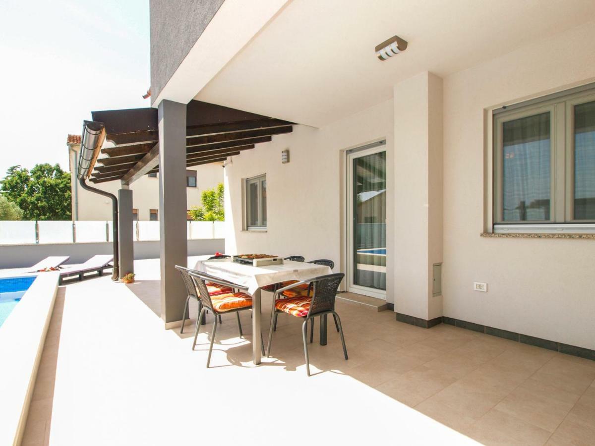 4 Stars Apartments-Pikula Fažana Dış mekan fotoğraf