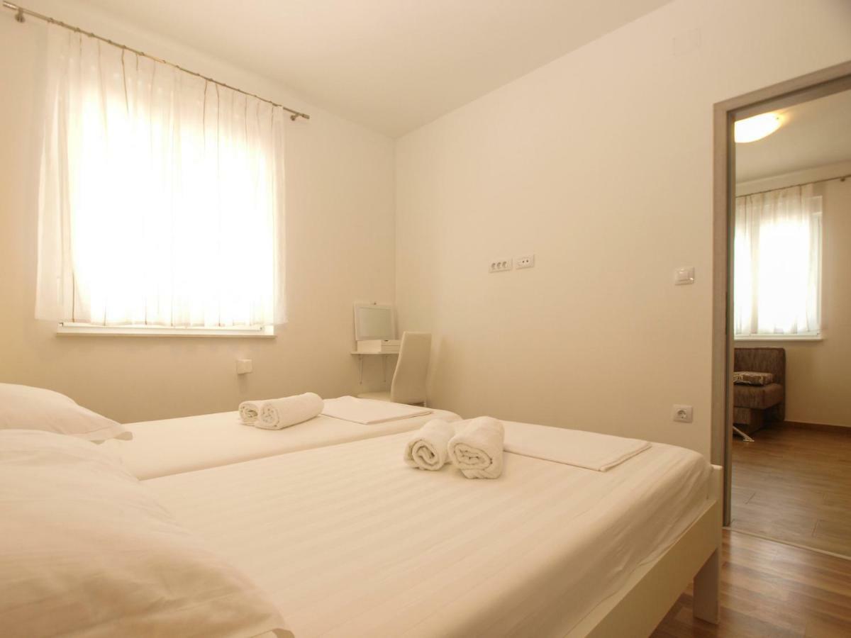 4 Stars Apartments-Pikula Fažana Dış mekan fotoğraf